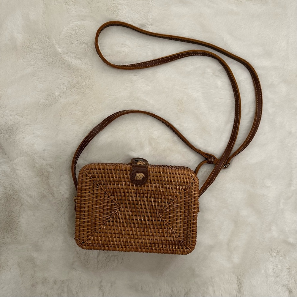 Rattan basket weave square crossbody bag